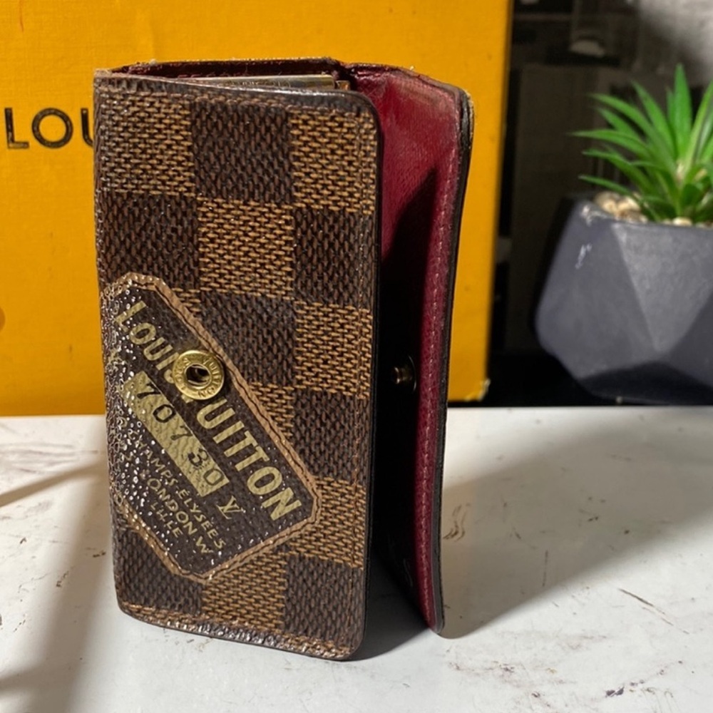 Louis Vuitton Damier Label Collection Multicle N63082 4 Key Case - Picture 2 of 9